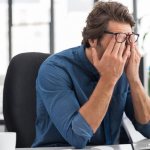 Глаза болят