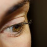 Как завить ресницы в домашних условиях без щипцов