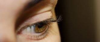 How to curl eyelashes at home without curlers