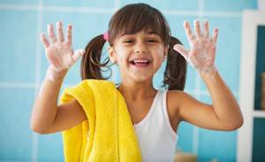 Ребенок должен регулярно мыть руки