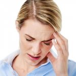 в голубой рубашке